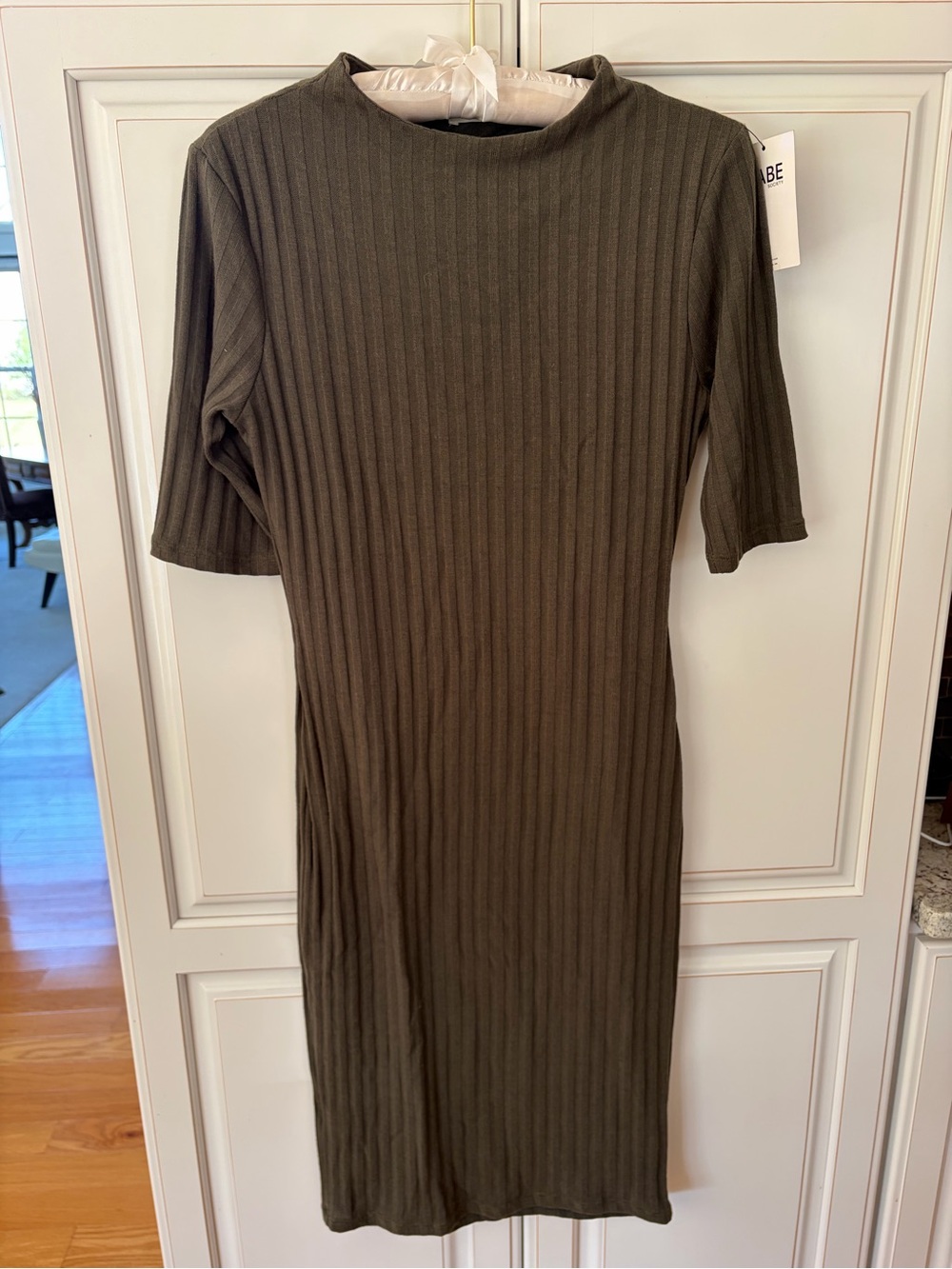 Heart Hips Olive Ribbed Midi Dress
